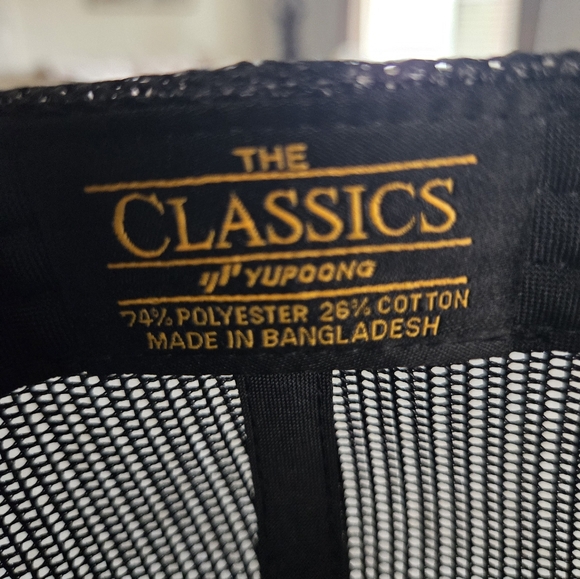 RUTHLESS OUTLAWZ CUSTOMS  LEATHER PATCH  CAP.      (5 PANEL  FLAT CAP) - Picture 6 of 10